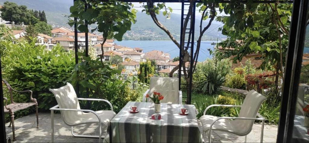 Tito'S Place Ohrid Exterior foto